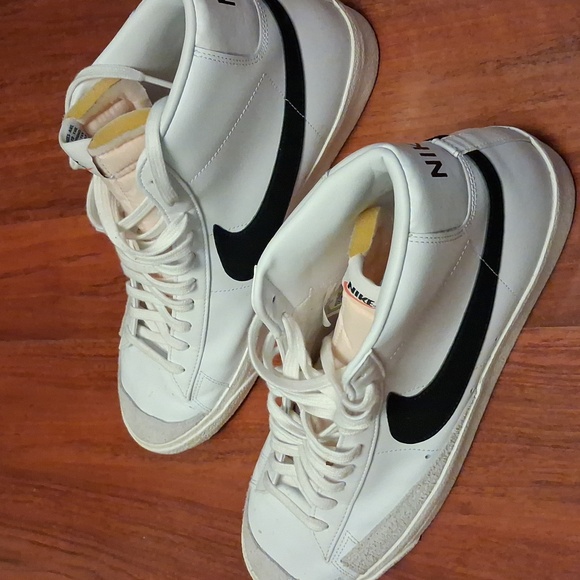 Nike Blazer Hi White and Black High-Top Sneakers Size 15 - Picture 3 of 7